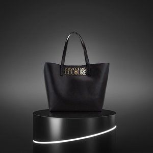 Meet your Posher, Eiffelfashion.com